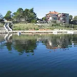 Διαμέρισμα In With Sea View, Terrace, Air Conditioning, Wi-fi Nin