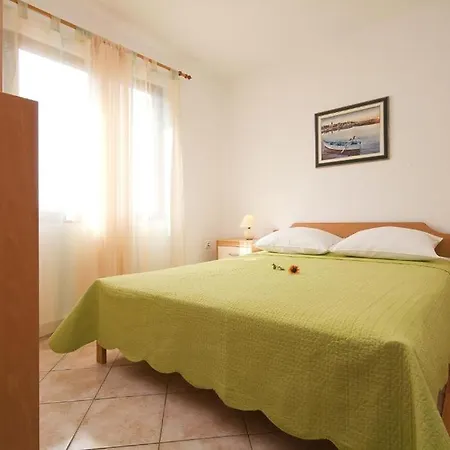 In With Sea View, Terrace, Air Conditioning, Wi-fi