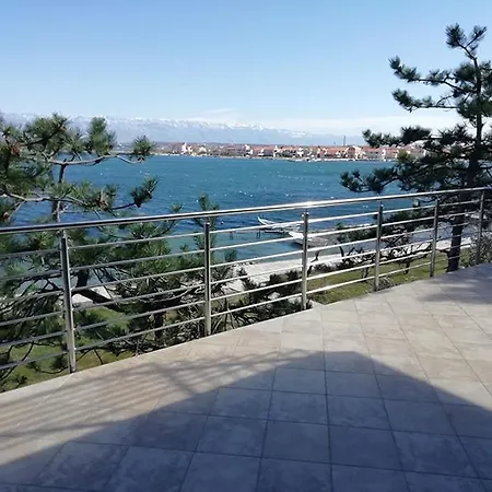 In With Sea View, Terrace, Air Conditioning, Wi-fi * Nin