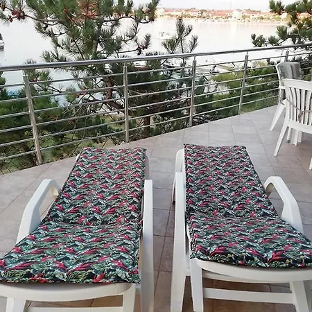 In With Sea View, Terrace, Air Conditioning, Wi-fi *