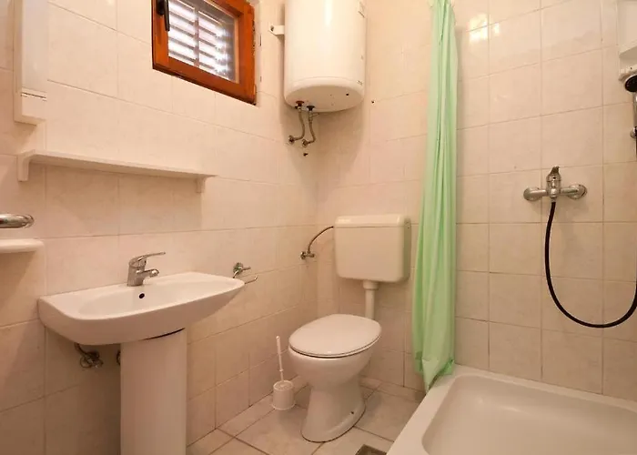 In With Sea View, Terrace, Air Conditioning, Wi-fi