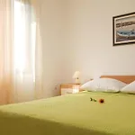 In With Sea View, Terrace, Air Conditioning, Wi-fi *