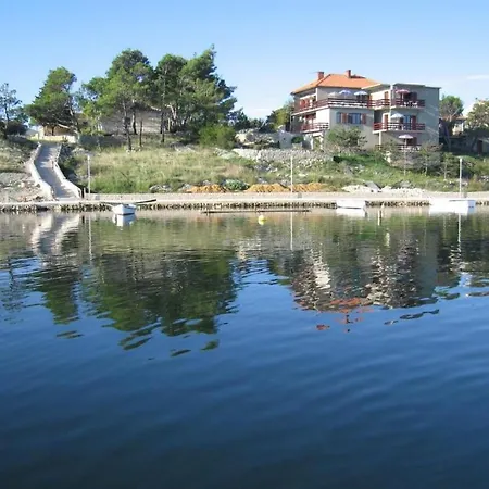 Apartmán In With Sea View, Terrace, Air Conditioning, Wi-fi Nin