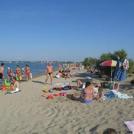 Apartman In With Sea View, Terrace, Air Conditioning, Wi-fi