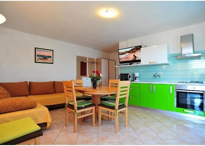 In With Sea View, Terrace, Air Conditioning, Wi-fi * Nin